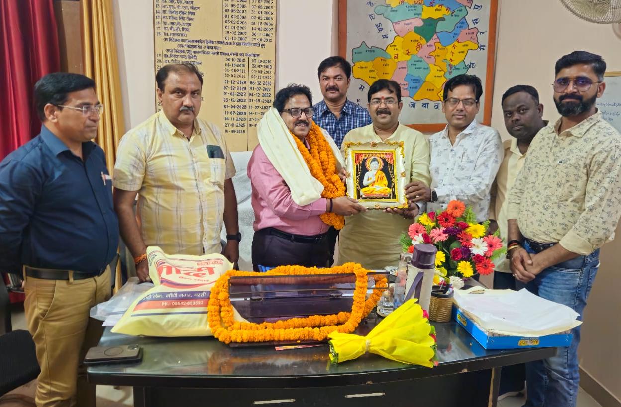 अपर निदेशक पशुपालन विभाग का विदाई व सम्मान समारोह संपन्न